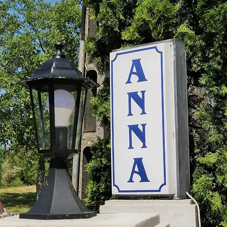 Anna Panzio & Wellness فندق مبيت وإفطار 4*