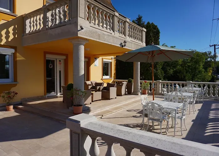 Bed and breakfast Anna Panzió&wellness Siófok